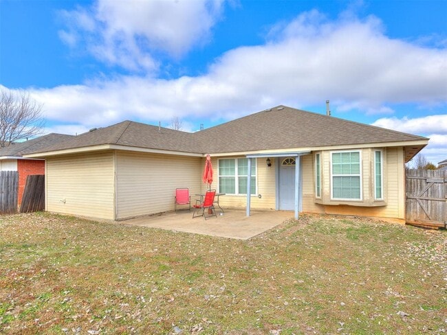Photo - 212 Cambridge Dr