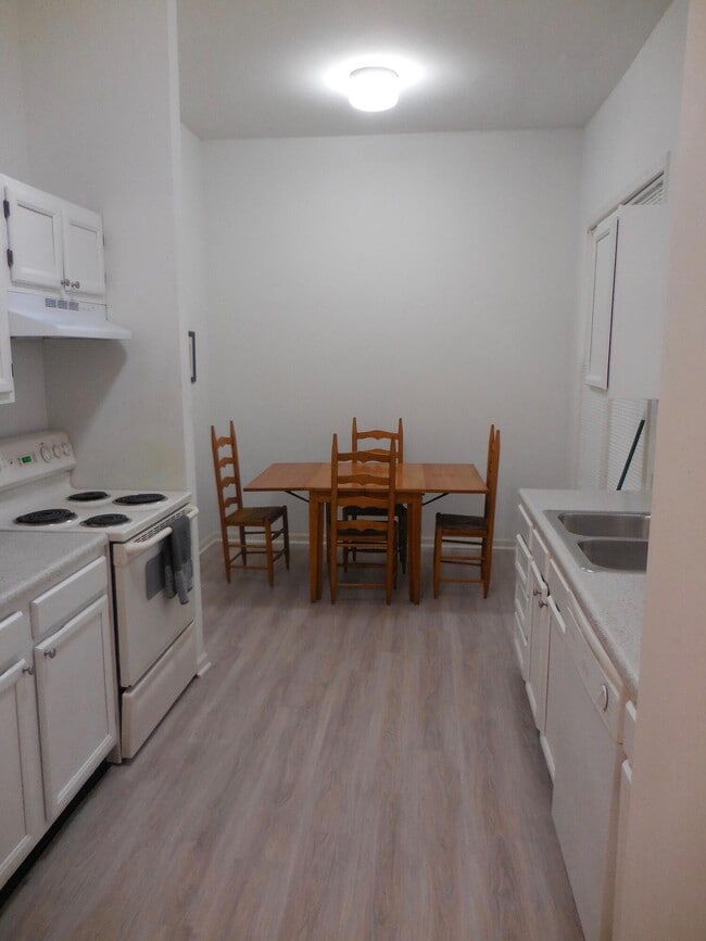 Photo - 375 S Upper St Unit 2