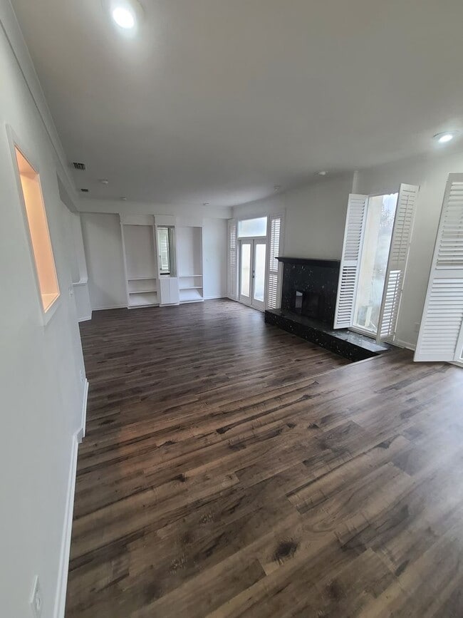 Photo - 3/2.5/2 with 2 Living Areas on Crossing Creeks Country Club