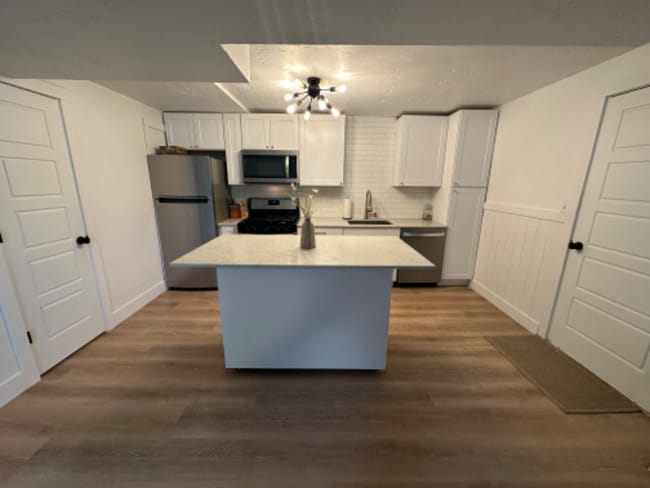 6370 Santa Cruz Dr 2  