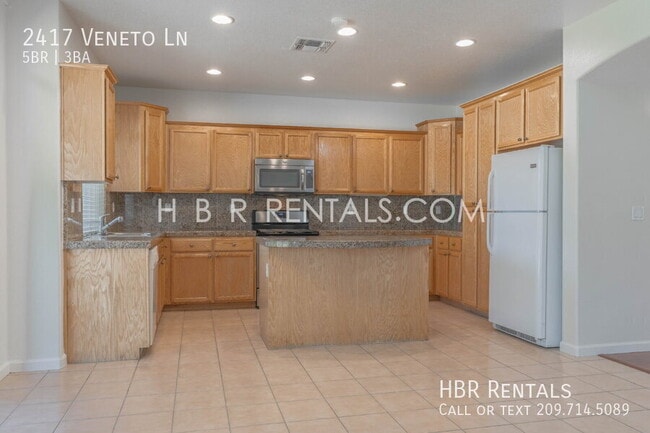 Photo - 2417 Veneto Ln