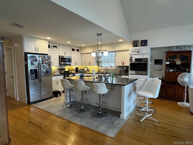 Photo - 621 E Olive St Unit 2