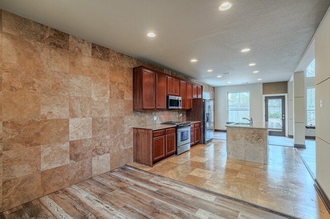 Photo - 42 Rocky Point Ct