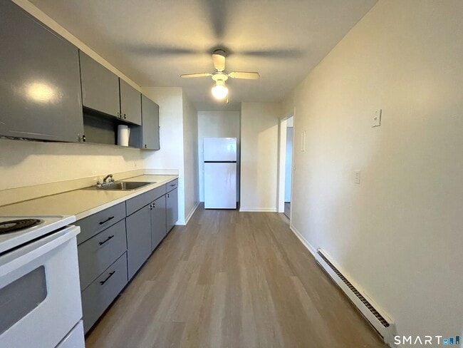 Photo - 1730 State St Unit 404