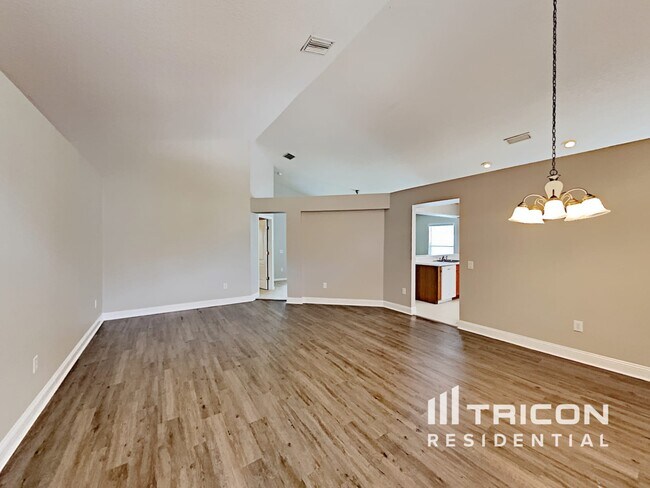 Photo - 6926 Waterbrook Ct