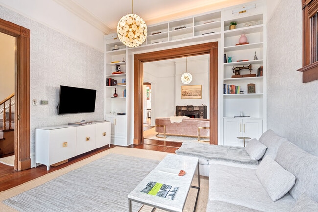 Photo - 2234 NW Johnson St