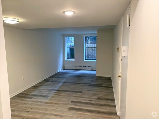 Building Photo - 203 W 84th St Unit A Rental