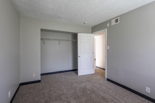 Photo - Tates Creek Crossings