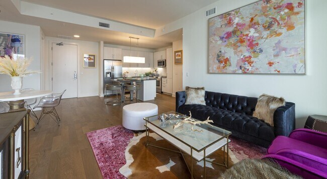 Photo - Downtown Studio at $1,680 — 1.5 Months Fre... Unit TTS