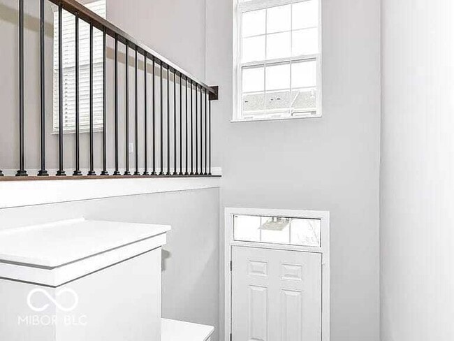 Photo - 6886 Sunstone Pl