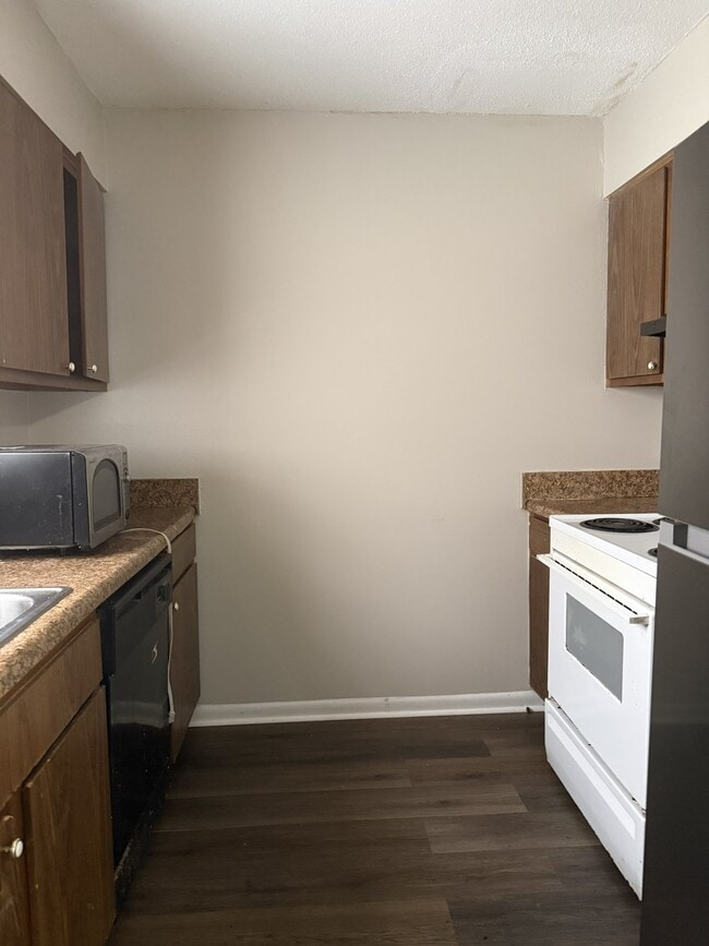 Photo - 2614 McLelland St Unit Apt 3