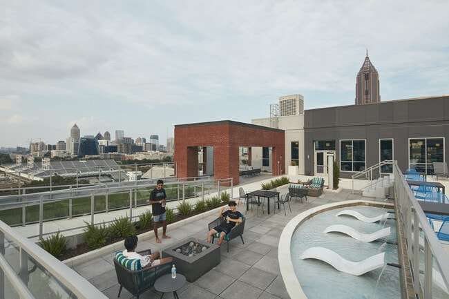 Experience city living at its finest with this elegant rooftop retreat, offering breathtaking skyline vistas.