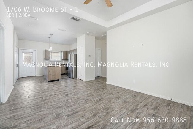 1706 W Broome St Unit 1