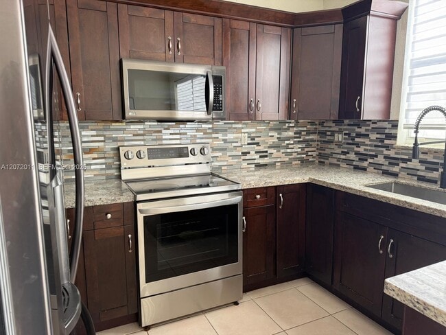 Photo - 14949 SW 8th Terrace