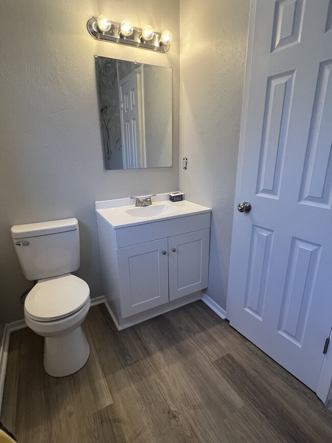 2906 Prairie Flower Cir Unidad C