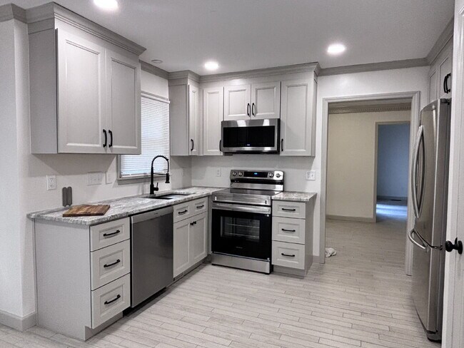 Photo - 2221 Pauls Penny Ln