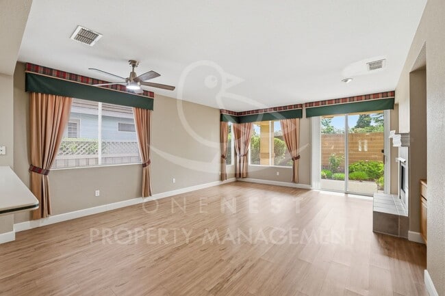 Photo - 55+ Sun City home, Private 2 bedroom 2 bathroom home