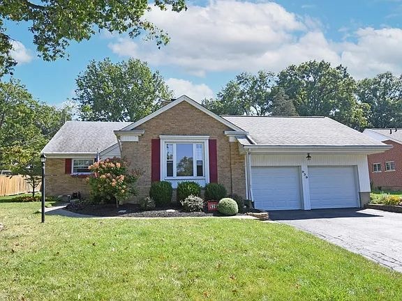 Building Photo - 939 Springbrook Dr