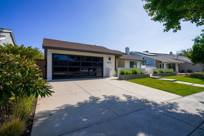 Photo - 1800 Oriole Dr