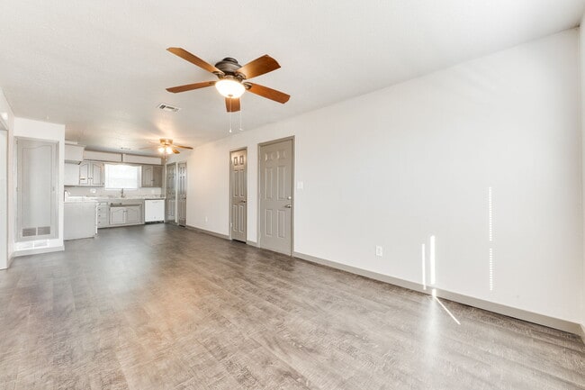 Photo - 14013 N Everest Ave