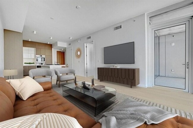 Photo - 313 W 17th St Unit 1903