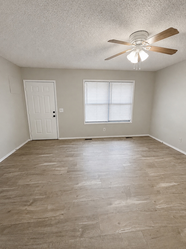 943 N Homewood Ave Unit B
