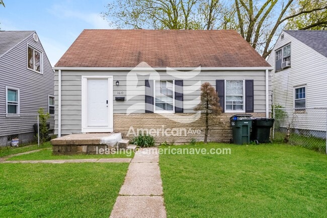 Building Photo - 1610 N Johnson St