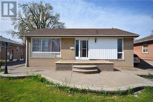 Photo - 115 McMurchy Ave S