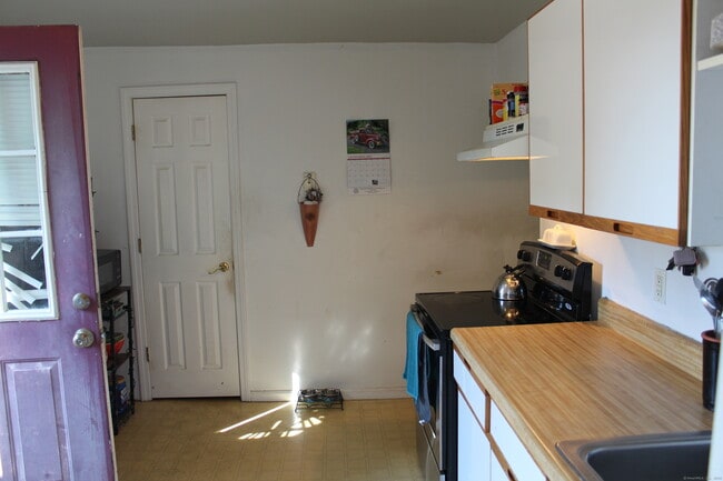 Photo - 57 Grove St