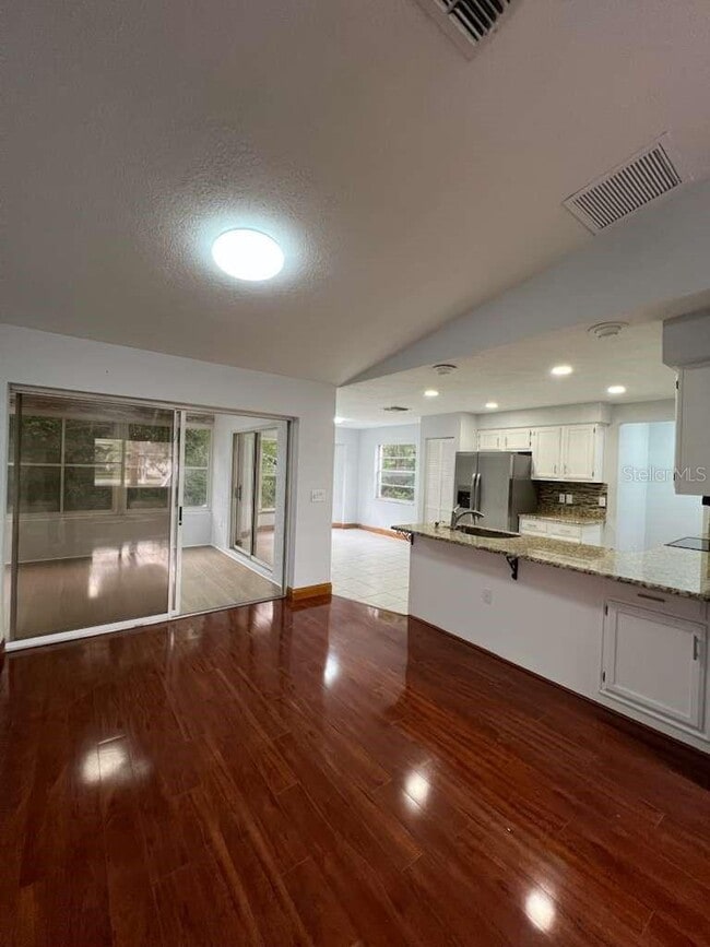 Photo - 6206 Dorset Rd