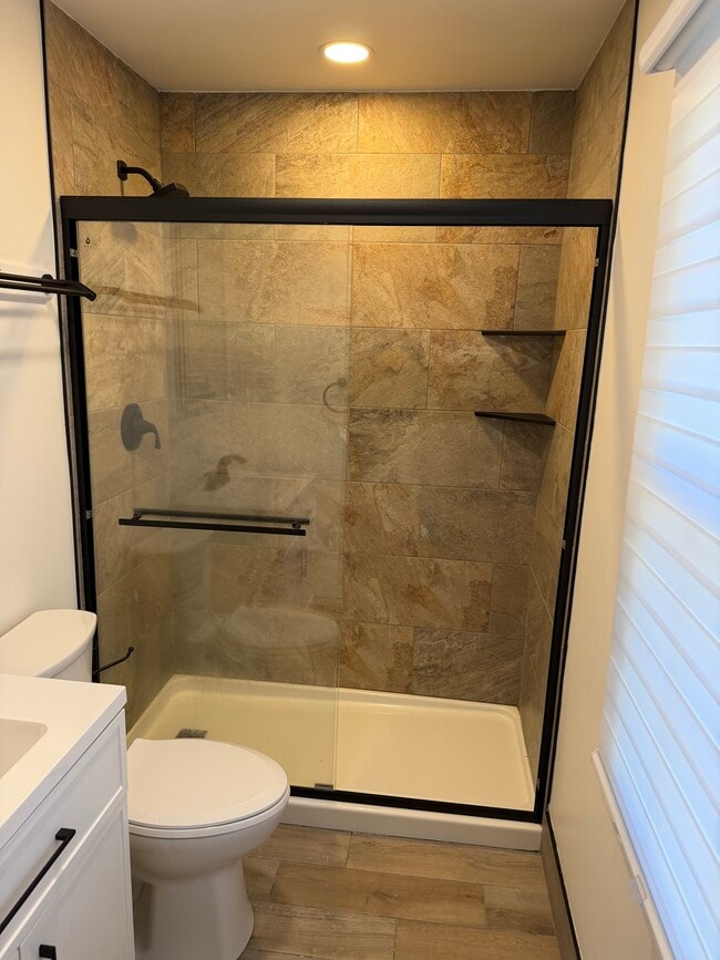Primary Bath - 5375 Gordon Dr