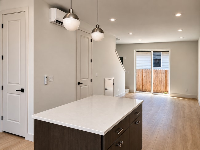 7819-7825 SE Tolman St.