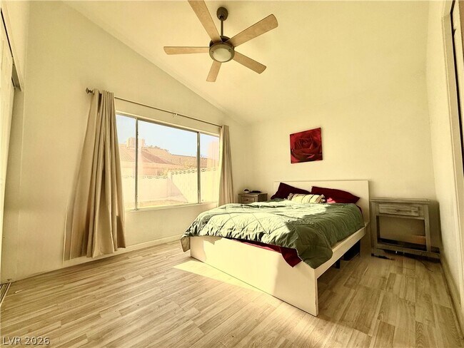 Photo - 6717 Silvery Ave