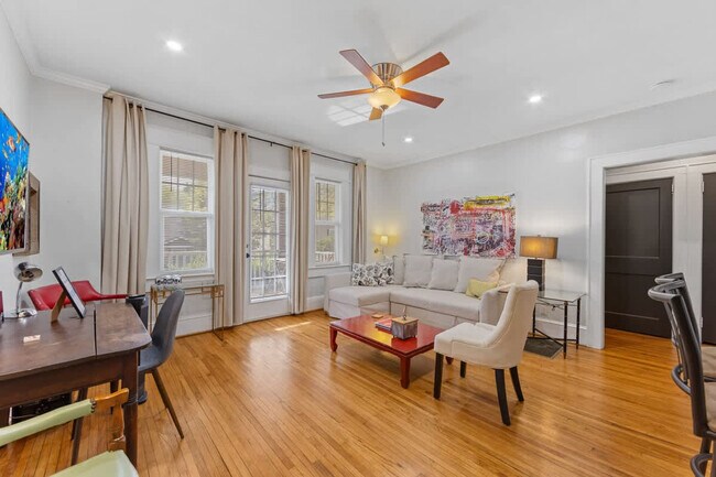 Photo - 2101 Kirkwood Ave Unidad FL1-ID1331022P