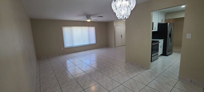 Photo - Beautifully Remodeled Home in Poinciana area