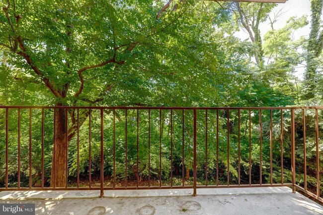 Building Photo - 6250 Edsall Rd Unit 203 Rental