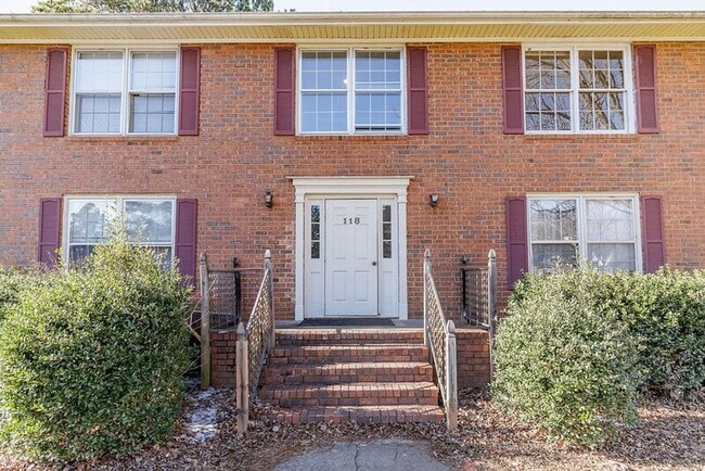 Building Photo - 118 Barrington Dr