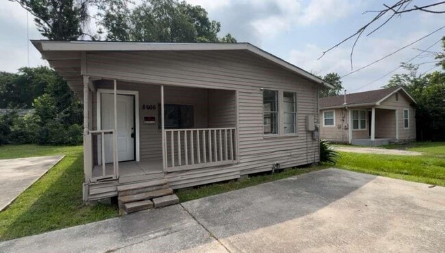 Building Photo - 8606 Prairie View Dr Rental