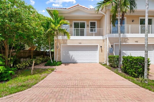 Photo - 1434 SW 4th Ave