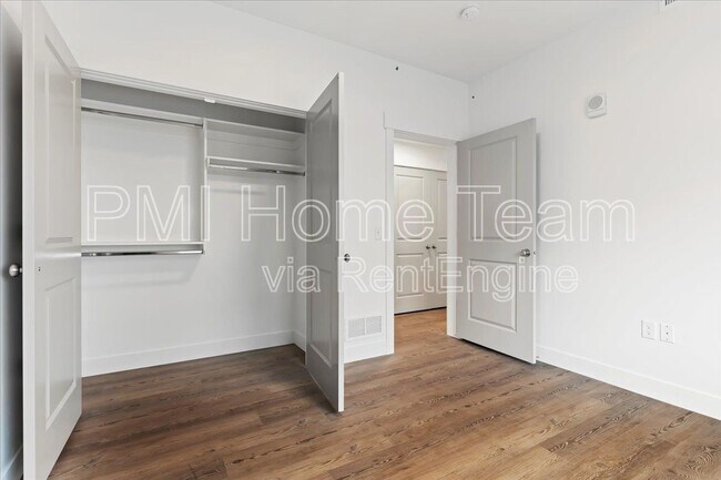 Photo - 3378 Washington Blvd Unit 101