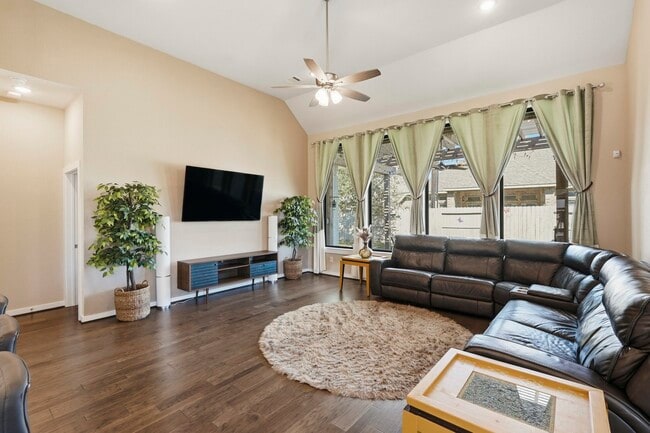 Photo - 2239 Plum Creek Dr