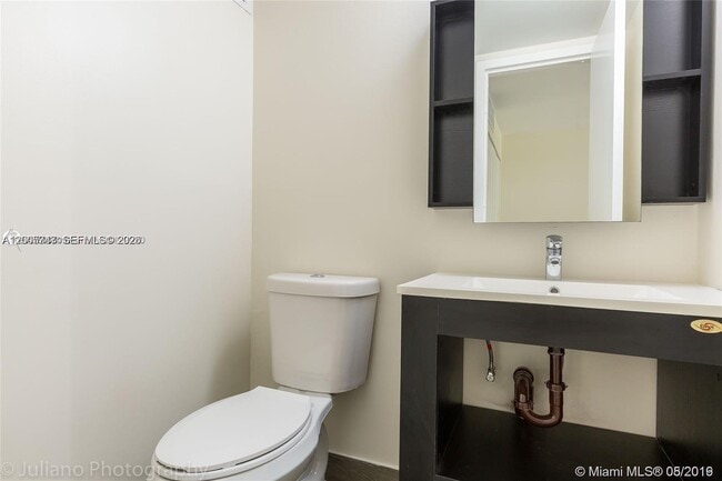 Photo - 16919 N Bay Rd Unit 218