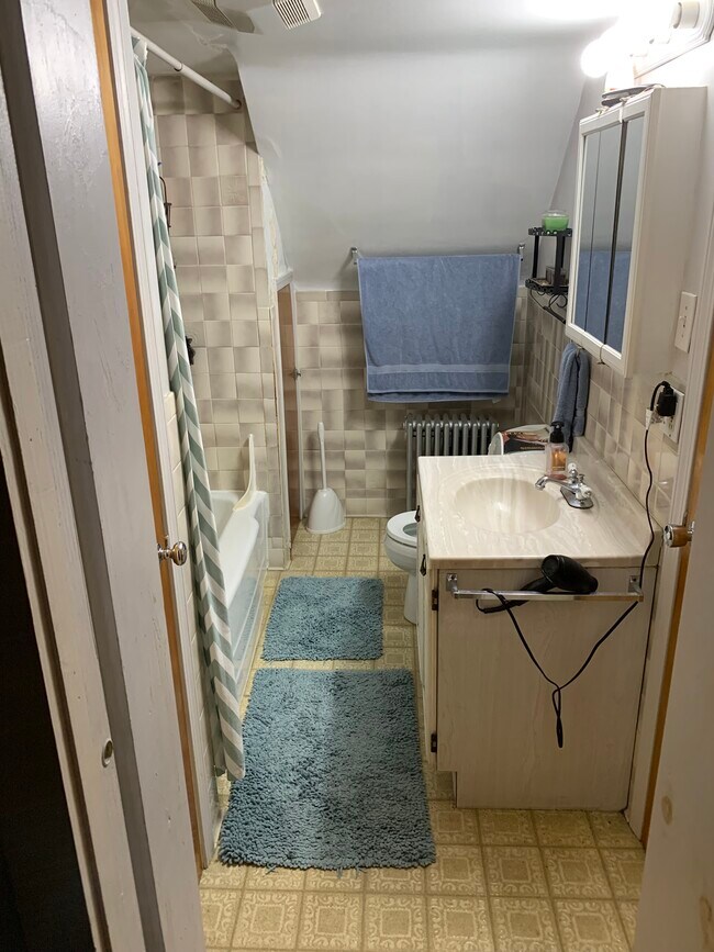 Photo - 244 Mckinley Ave Unidad Apt 1