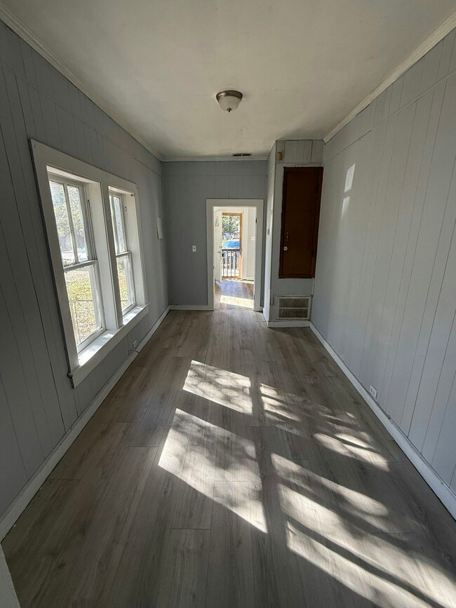 Photo - 1070 Arlington St