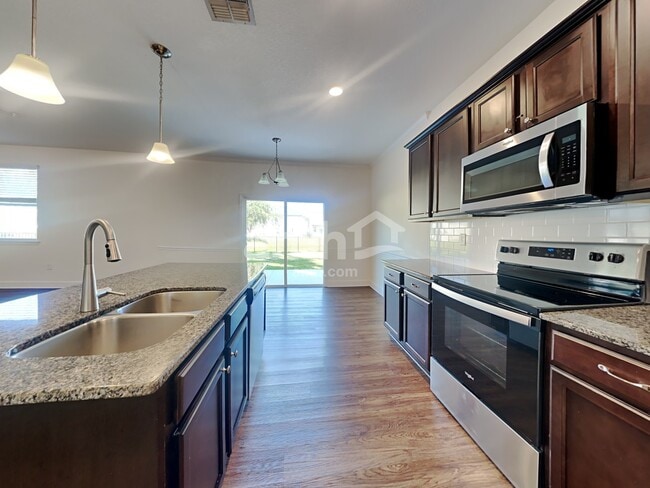 Photo - 3044 Eagle Bluff Way