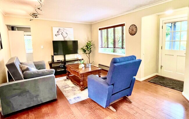 Photo - 4449 SW Kenyon Pl