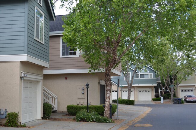 Townhouse near TRAVIS AFB - Townhouse near TRAVIS AFB