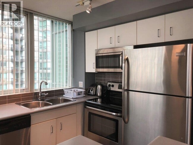 Photo - 555 Jervis St Unité 2406