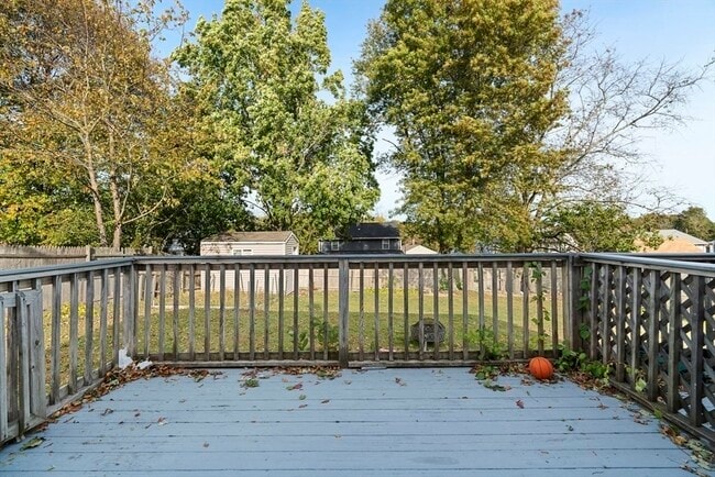 19 Bursley Rd