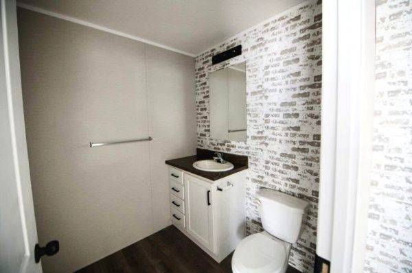 Photo - 23 Sundale Trailer Ct